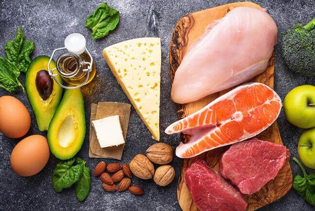 La dieta de una dieta baja en carbohidratos consiste en productos que contienen proteínas animales y vegetales con grasas. 